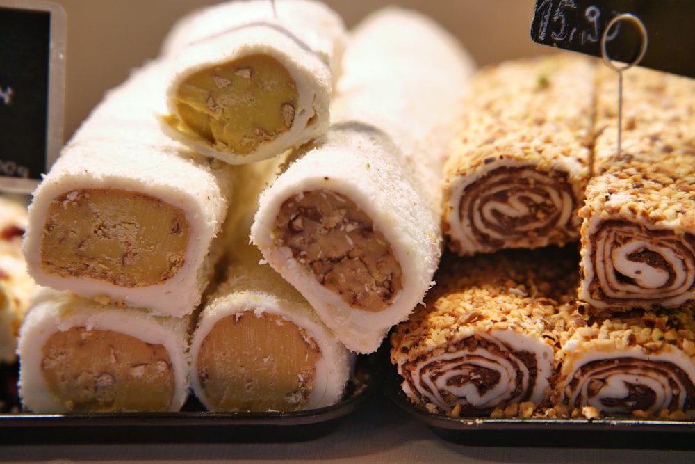 Lokum gulung dengan pistachio