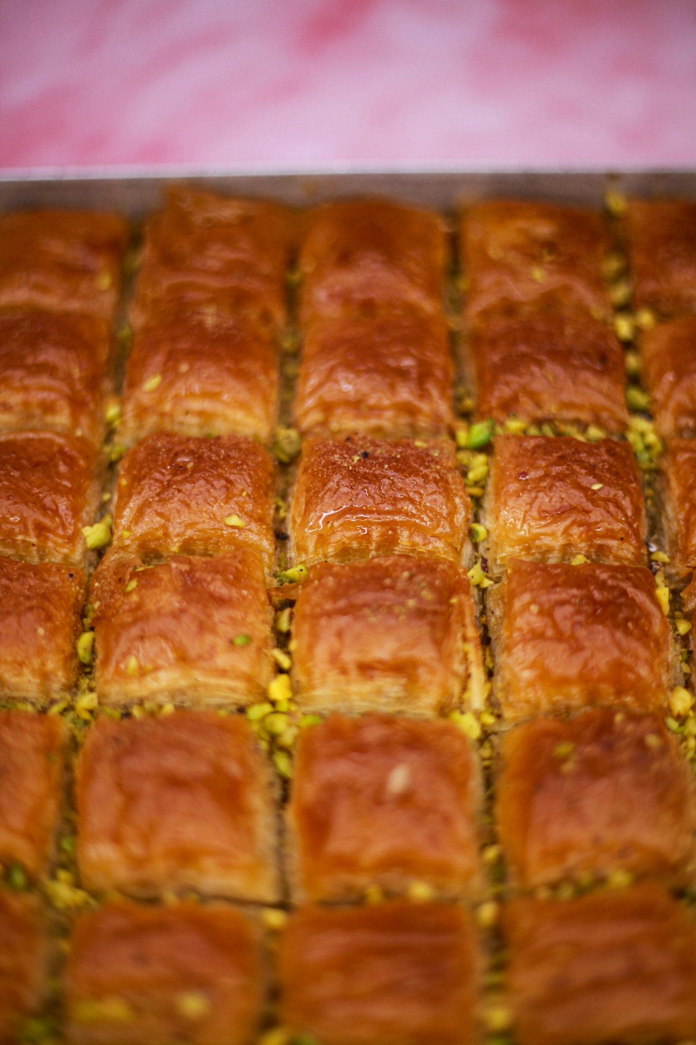 Baklava yang baru dipanggang